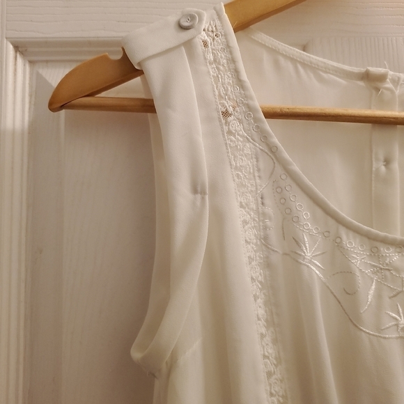 Maude blouse off-white lace detail epaulets peplum - Picture 7 of 14